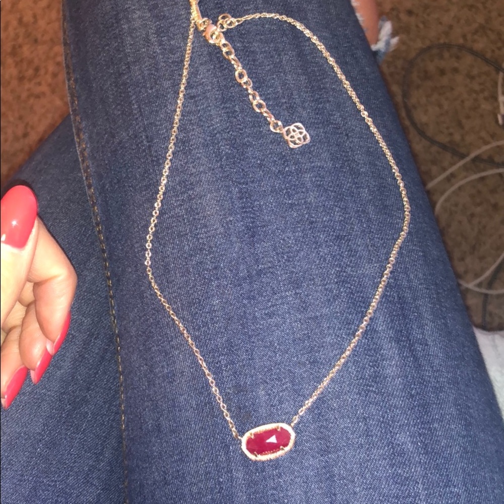Kendra Scott maroon and gold Elisa necklace